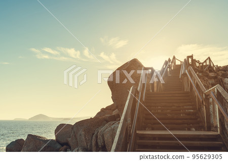 Granite Island boardwalk at sunset Granite Island boardwalk at sunset 95629305