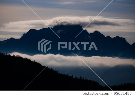 北阿爾卑斯山的風景 95631493