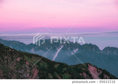 北阿爾卑斯山的風景 95631518