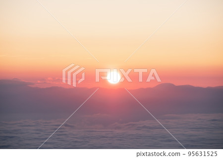 北阿爾卑斯山的風景 95631525