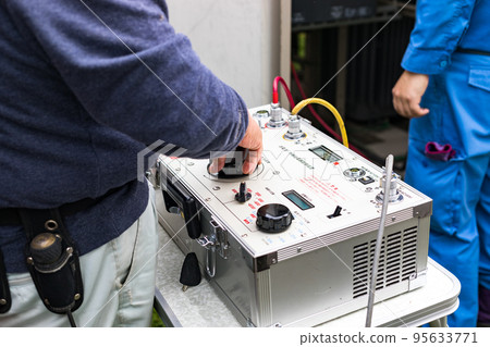 Annual inspection of cubicle-type high-voltage receiving and transforming equipment Ground fault relay test equipment Annual inspection of cubicle-type high-voltage receiving and transforming equipment Ground fault relay test equipment 95633771