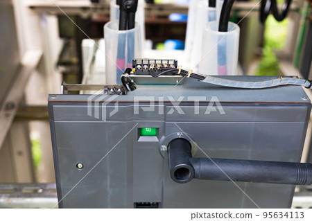 Annual inspection of cubicle-type high-voltage receiving and transforming equipment High-voltage vacuum circuit breaker VCB 95634113