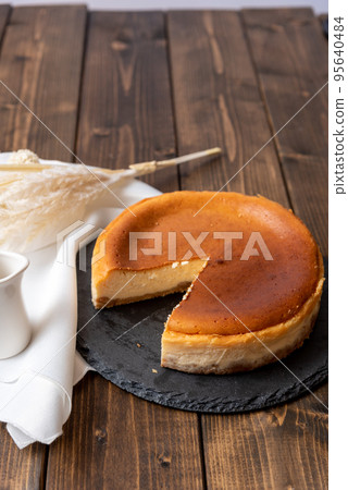 一切全烤芝士蛋糕 95640484