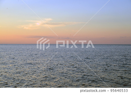 [Itoigawa City, Niigata Prefecture] Sunset on the Jade Coast 95640533
