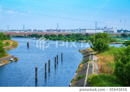 From the bank near Saiko Park towards Sasamebashi, Arakawa scenery, summer season 95643658