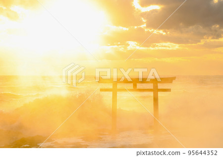 茨城縣大洗海岸的日出 95644352