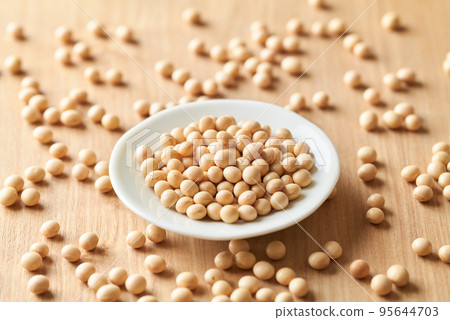 Domestic soybeans on a plate 95644703