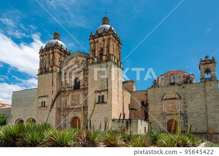 Temple of Santo Domingo, Oaxaca Temple of Santo Domingo, Oaxaca 95645422