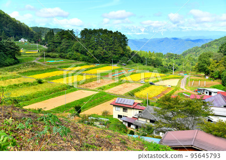 Around the rice terraces off Keishi (Nagano City, Nagano Prefecture) [September 2022] 95645793