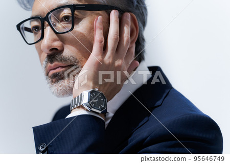 工作的商人 95646749