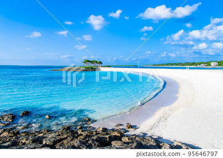 沖繩的藍色大海～鑽石海灘～ 95646797