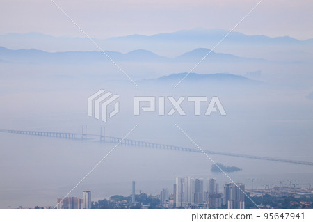 Aerial view Penang Bridge in misty day Aerial view Penang Bridge in misty day 95647941