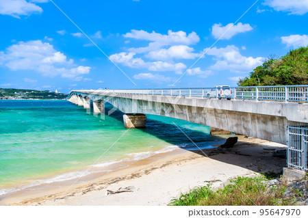 Okinawa Prefecture Kouri Bridge and the Blue Sea Okinawa Prefecture Kouri Bridge and the Blue Sea 95647970