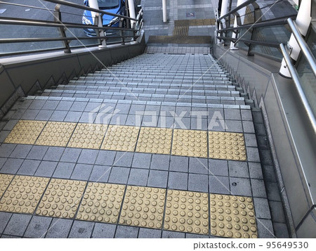 車站樓梯 95649530