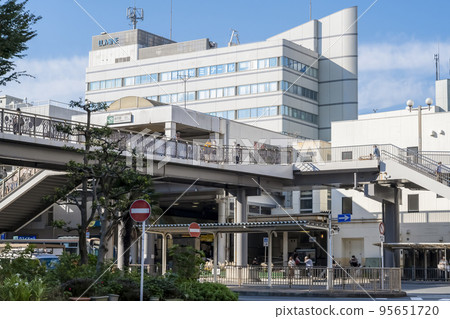 神奈川縣藤澤市的都市風景藤澤站 神奈川縣藤澤市的都市風景藤澤站 95651720