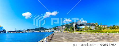 長崎縣廳全景[長崎市] 95651762