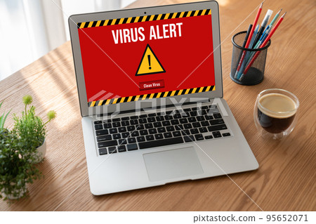 Virus warning alert on computer screen detected modish cyber threat Virus warning alert on computer screen detected modish cyber threat 95652071