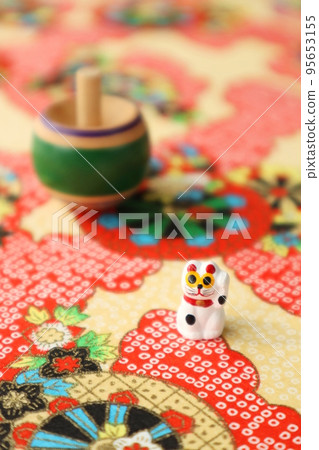 Maneki-neko and Japanese accessories Maneki-neko and Japanese accessories 95653155