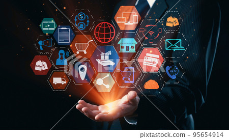 Omni channel technology of online retail business approach 95654914