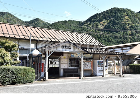 JR Takayama Line Hida Kanayama Station JR Takayama Line Hida Kanayama Station 95655800