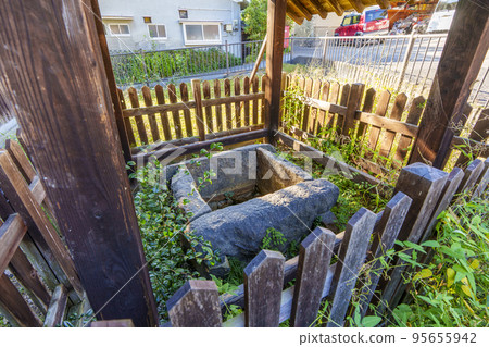 "Mitsui's Well" in Akasomei, Ikaruga-cho, Nara 95655942