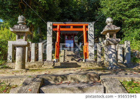 Mitsui Shrine (Ikaruga Town, Ikoma District, Nara Prefecture) 95655945