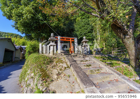 Mitsui Shrine (Ikaruga Town, Ikoma District, Nara Prefecture) 95655946