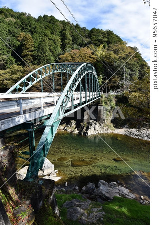 Sakai Bridge over the Maze River, famous for sweetfish fishing 95657042