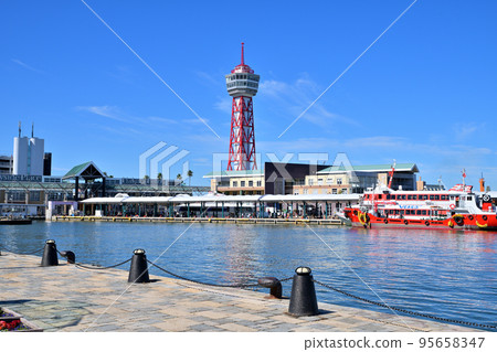 福岡市博多港塔的風景 福岡市博多港塔的風景 95658347