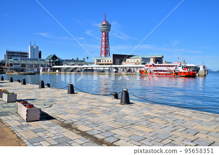 Scenery of Fukuoka City Hakata Port Tower Scenery of Fukuoka City Hakata Port Tower 95658351
