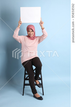 Woman with Hijab 95658592