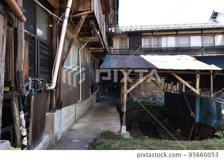 下呂市金山町的肌肉和骨骼 95660053