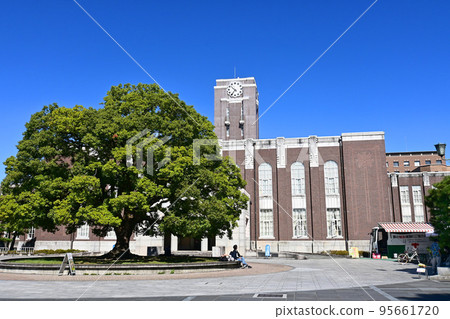 京都大學建校100週年鐘樓紀念館 95661720