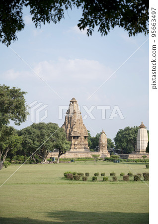 VISHWANATH TEMPLE 95663497