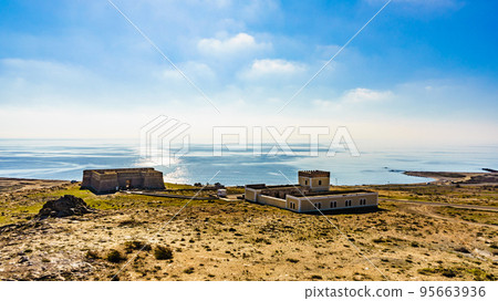 Shoreline with Old guards castle, Almeria Spain 95663936