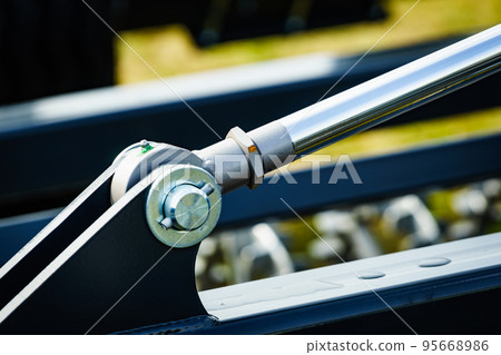 Hydraulic system on modern machine Hydraulic system on modern machine 95668986