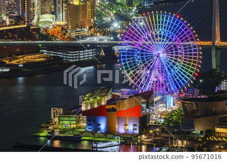 從大阪府咲島大樓展望台眺望天保山 95671016