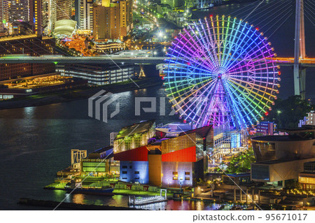 從大阪府咲島大樓展望台眺望天保山 95671017