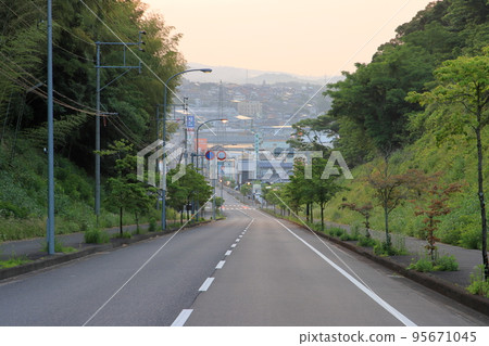 Early morning cityscape Early morning cityscape 95671045