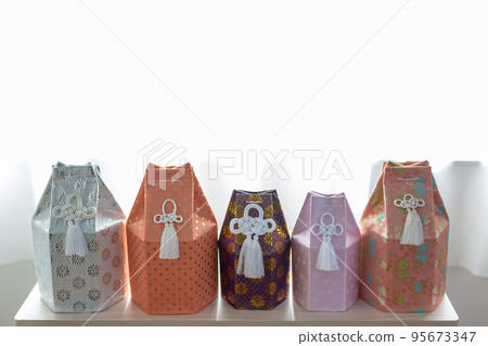 狗的遺骸，葬禮，骨頭 95673347