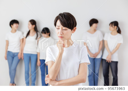 Generational problems of women Generational problems of women 95673963