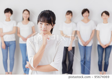 Generational problems of women Generational problems of women 95674069
