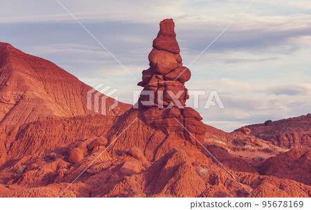 Hoodoo 95678169