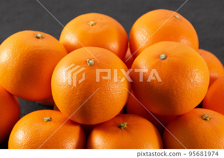 Setoka Platter, Premium Japanese Fruits Setoka Platter, Premium Japanese Fruits 95681974