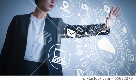 雲和女人 95683279