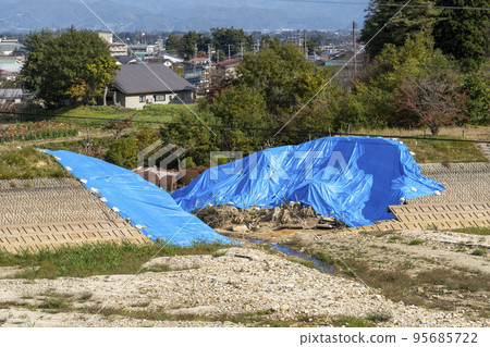 The scars of the disaster Kagami-numa collapsed due to the heavy rain disaster Kawanishi Town, Yamagata Prefecture 95685722