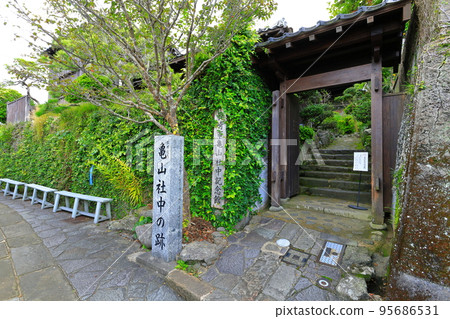 [Nagasaki Prefecture] Ruins of Kameyama Shrine 95686531