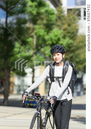 送外賣送外賣的女人 送外賣送外賣的女人 95687432