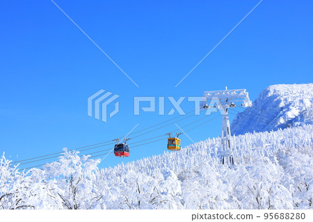 山形縣藏王樹冰 山形縣藏王樹冰 95688280