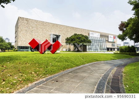 Modern building view of the National Taichung Museum of Fine Arts in Taiwan. it's the first and the only national-grade fine arts museum in Taiwan. Modern building view of the National Taichung Museum of Fine Arts in Taiwan. it's the first and the only national-grade fine arts museum in Taiwan. 95690331